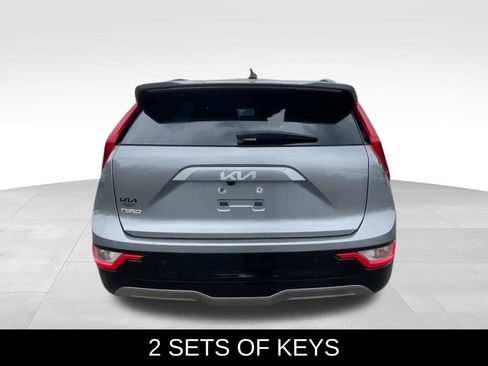 Used 2023 Kia Niro Wind w/ Wind Preserve Package FWD image 8