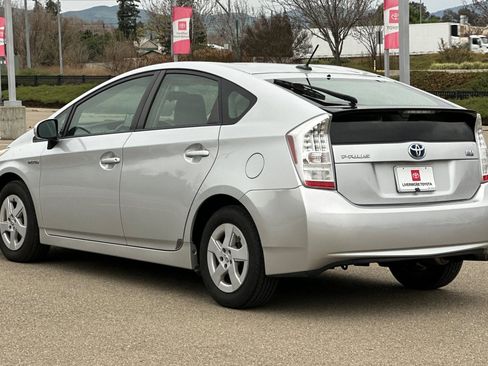 Used 2010 Toyota Prius Two image 6