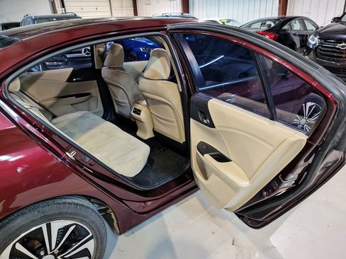 Used 2014 Honda Accord EX image 22