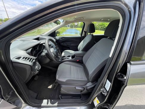 Used 2017 Ford Escape S FWD image 14