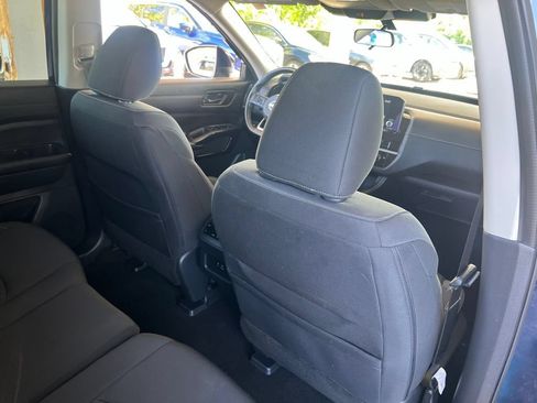 Certified 2024 Nissan Pathfinder SV AWD/4WD image 15
