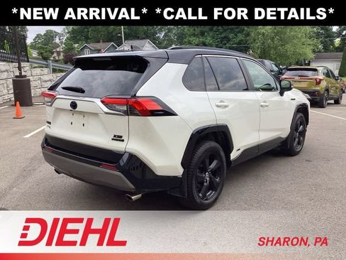 Used 2020 Toyota RAV4 XSE w/ Carpet Mat Package AWD/4WD image 7