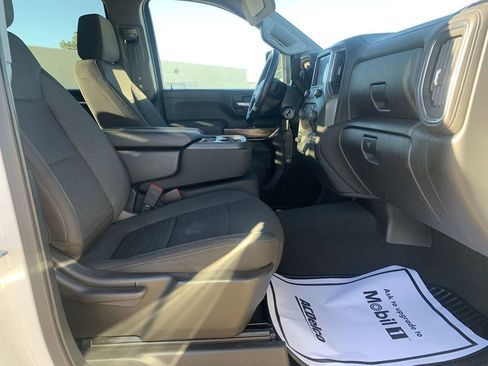 Used 2023 Chevrolet Silverado 3500 LT image 26