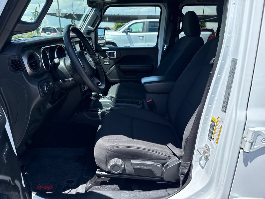 Used 2023 Jeep Wrangler Unlimited Sport AWD/4WD image 24