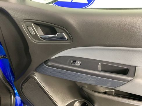 Used 2019 Chevrolet Colorado Z71 AWD/4WD image 38
