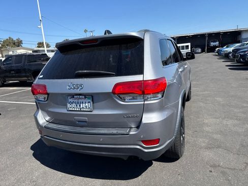 Used 2018 Jeep Grand Cherokee Laredo RWD image 17