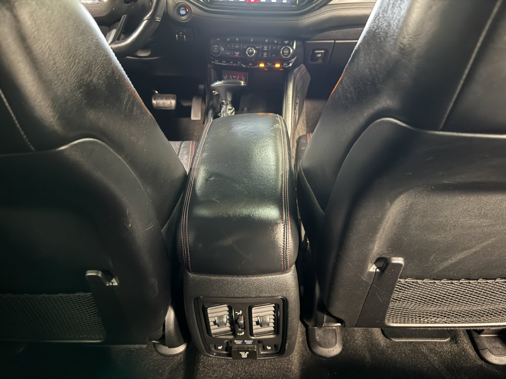 Used 2022 Dodge Durango R/T w/ Tow 'N Go Package AWD/4WD image 73