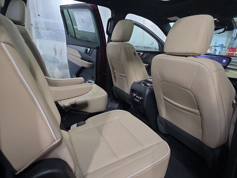 New 2026 Buick Enclave Preferred w/ Power Package AWD/4WD image 11