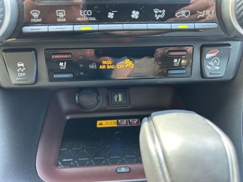 Used 2024 Toyota RAV4 Limited w/ Advanced Technology Package image 18