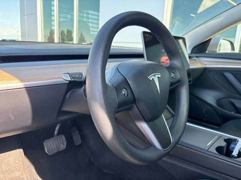 Used 2023 Tesla Model 3 Standard Range RWD image 6