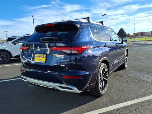 Used 2022 Mitsubishi Outlander SEL image 4