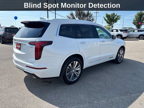 Used 2024 Cadillac XT6 Premium Luxury AWD/4WD image 6