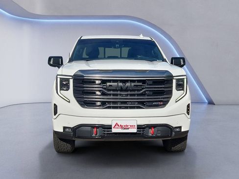 Used 2023 GMC Sierra 1500 AT4 w/ Technology Package image 8