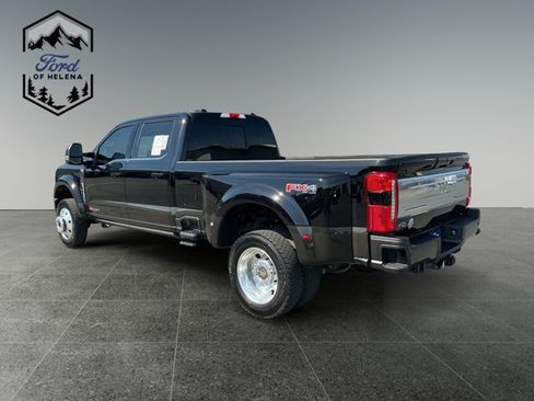 Certified 2025 Ford F450 King Ranch w/ FX4 Off-Road Package AWD/4WD image 3