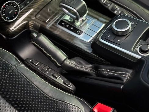 Used 2017 Mercedes-Benz G 63 AMG 4MATIC image 43