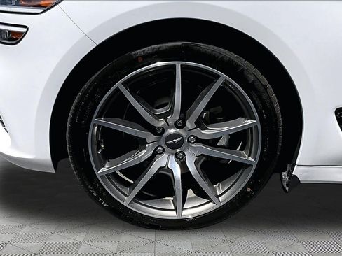 Used 2023 Genesis G70 2.0T RWD image 11