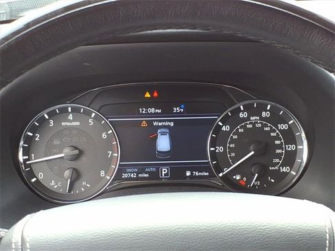 Used 2021 INFINITI QX80 Sensory w/ All-Season Package image 17