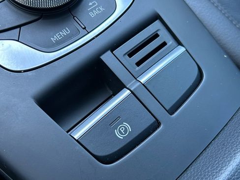 Used 2016 Audi A3 1.8T Premium image 38