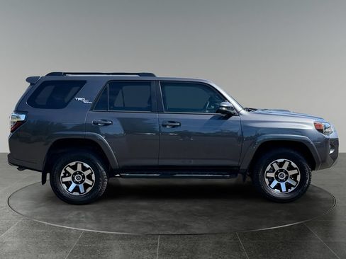 Used 2023 Toyota 4Runner TRD Off-Road Premium w/ Moonroof Package AWD/4WD image 11