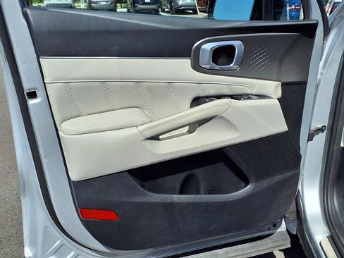 Used 2021 Kia Sorento SX FWD image 29