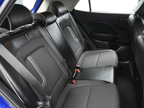 Used 2023 Hyundai Venue Limited w/ Cargo Package image 26