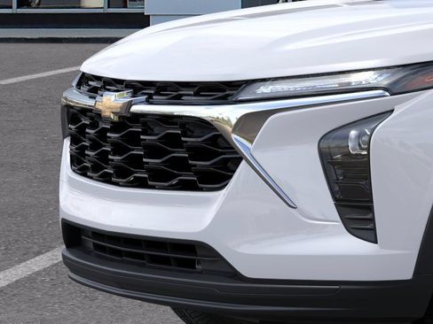 New 2026 Chevrolet Trax LS FWD image 13