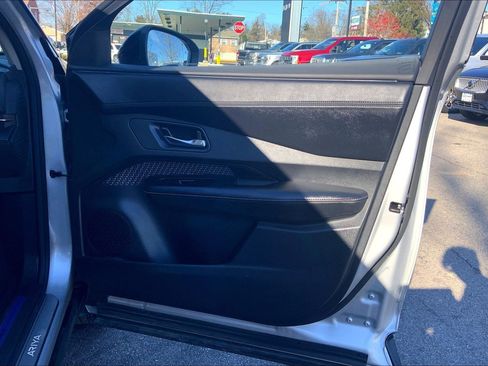 Used 2024 Nissan Ariya AWD image 26