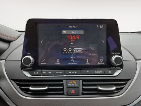 Used 2025 Nissan Altima 2.5 SR AWD/4WD image 15