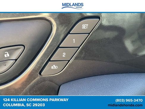 Used 2020 Chevrolet Blazer Premier w/ Driver Confidence II Package FWD image 17