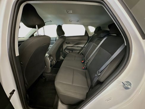 Used 2025 Hyundai Kona SEL image 29