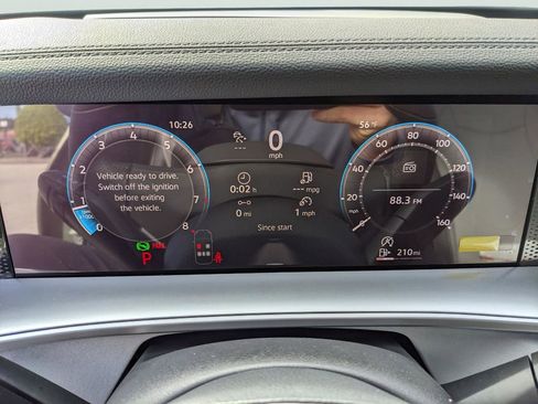 New 2026 Volkswagen Tiguan SE R-Line FWD image 31
