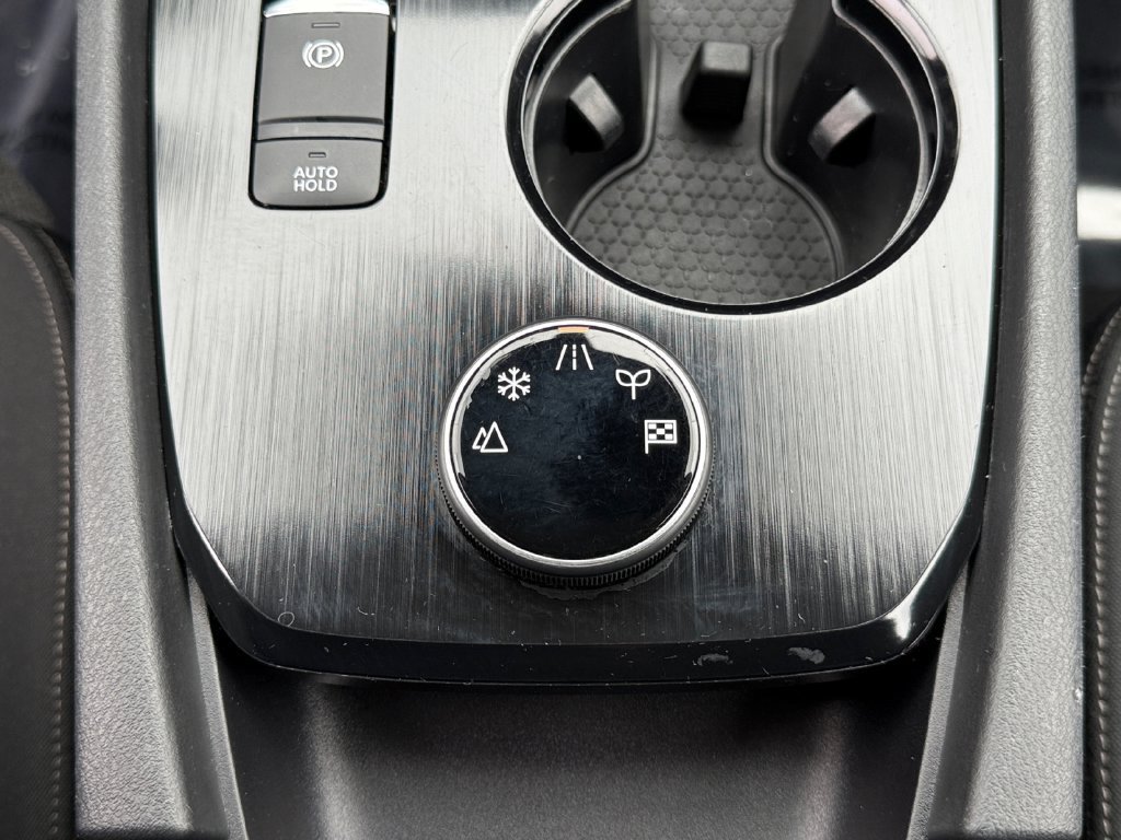 Used 2023 Nissan Rogue SV AWD/4WD image 19