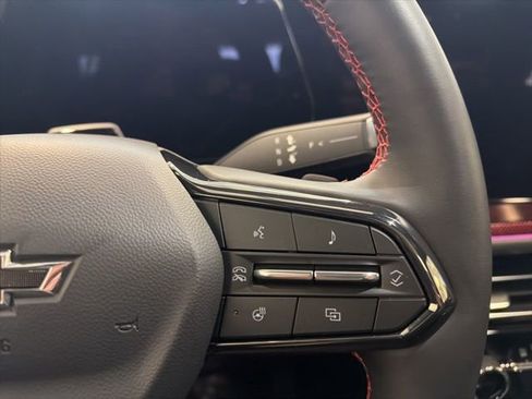 Used 2026 Chevrolet Traverse RS w/ LPO, Floor Liner Package AWD/4WD image 36