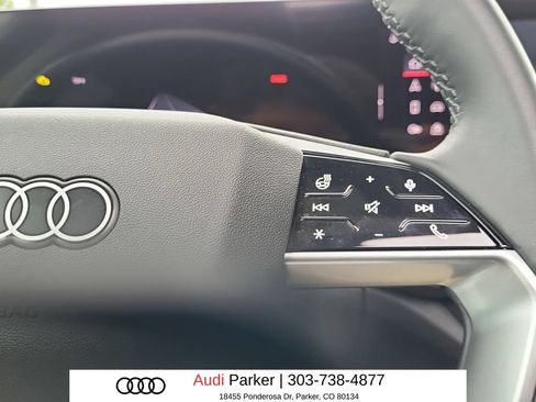 Used 2025 Audi Q5 Premium Plus w/ Premium Plus AWD/4WD image 18