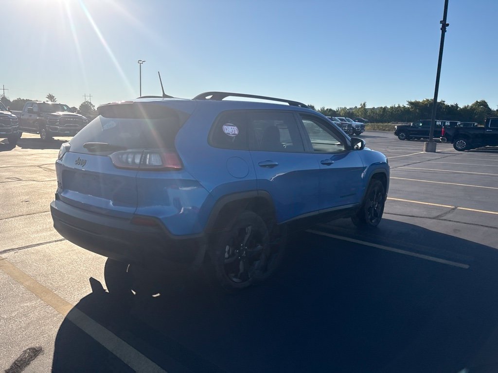 Used 2021 Jeep Cherokee Latitude Plus AWD/4WD image 14