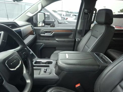 Used 2024 GMC Sierra 3500 Denali w/ Denali Reserve Package AWD/4WD image 10