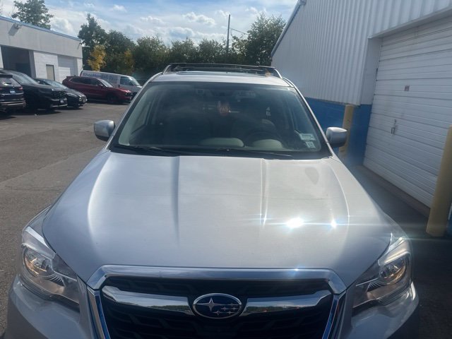 Used 2017 Subaru Forester 2.5i Premium AWD/4WD image 3