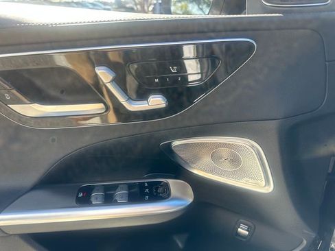 Used 2024 Mercedes-Benz C 300 Sedan image 22