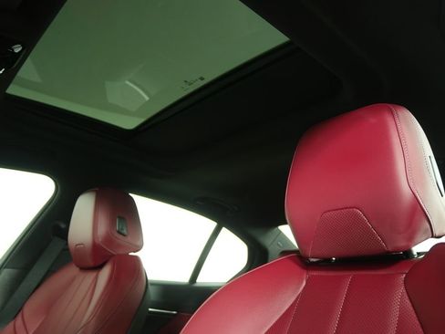 Used 2025 BMW 540i xDrive image 11