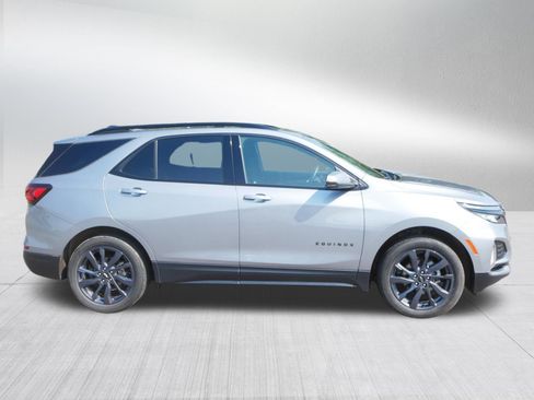 Used 2024 Chevrolet Equinox RS w/ RS Leather Package AWD/4WD image 8
