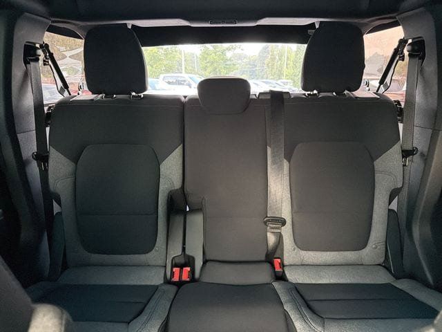 Used 2022 Ford Bronco 4-Door AWD/4WD image 26