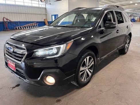 Used 2018 Subaru Outback 3.6R Limited image 7