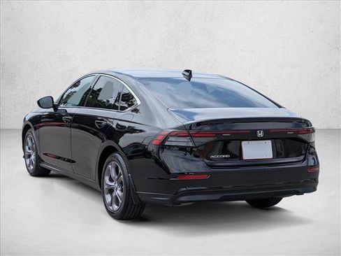 Used 2023 Honda Accord EX image 8