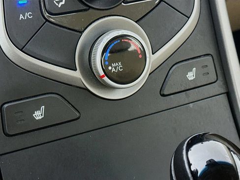 Used 2016 Hyundai Elantra Value Edition FWD image 24