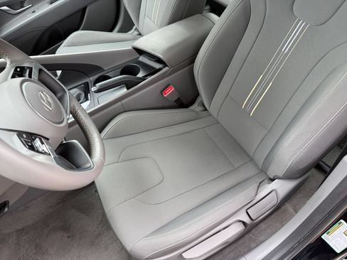 Used 2026 Hyundai Elantra Sport FWD image 31