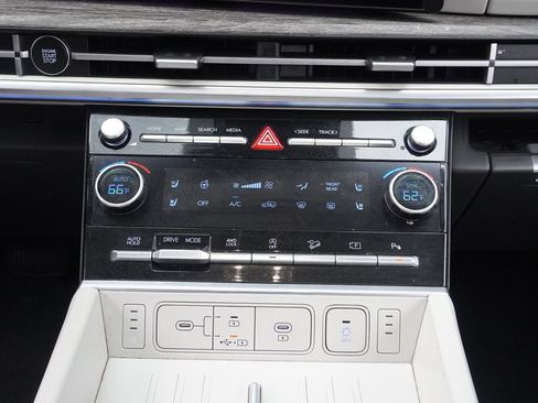 Used 2024 Hyundai Santa Fe Calligraphy AWD/4WD image 61