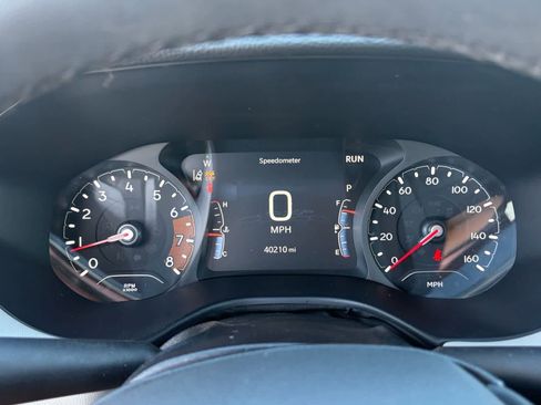 Used 2025 Jeep Compass Limited AWD/4WD image 10