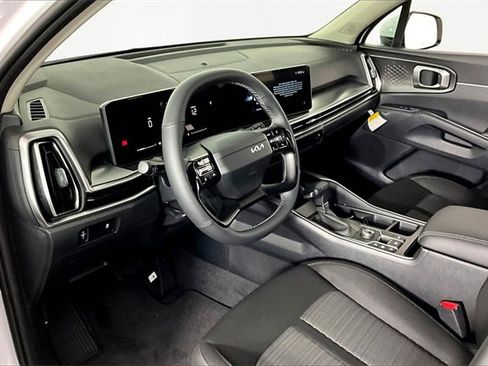 New 2026 Kia Sorento LX image 8