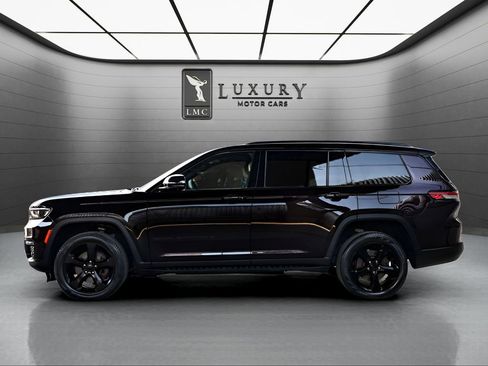 Used 2023 Jeep Grand Cherokee L Limited w/ Luxury Tech Group II image 5