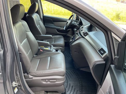 Used 2016 Honda Odyssey Touring Elite image 49